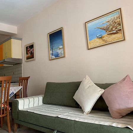 Arbi'S Pool View Apartment Golem  Εξωτερικό φωτογραφία