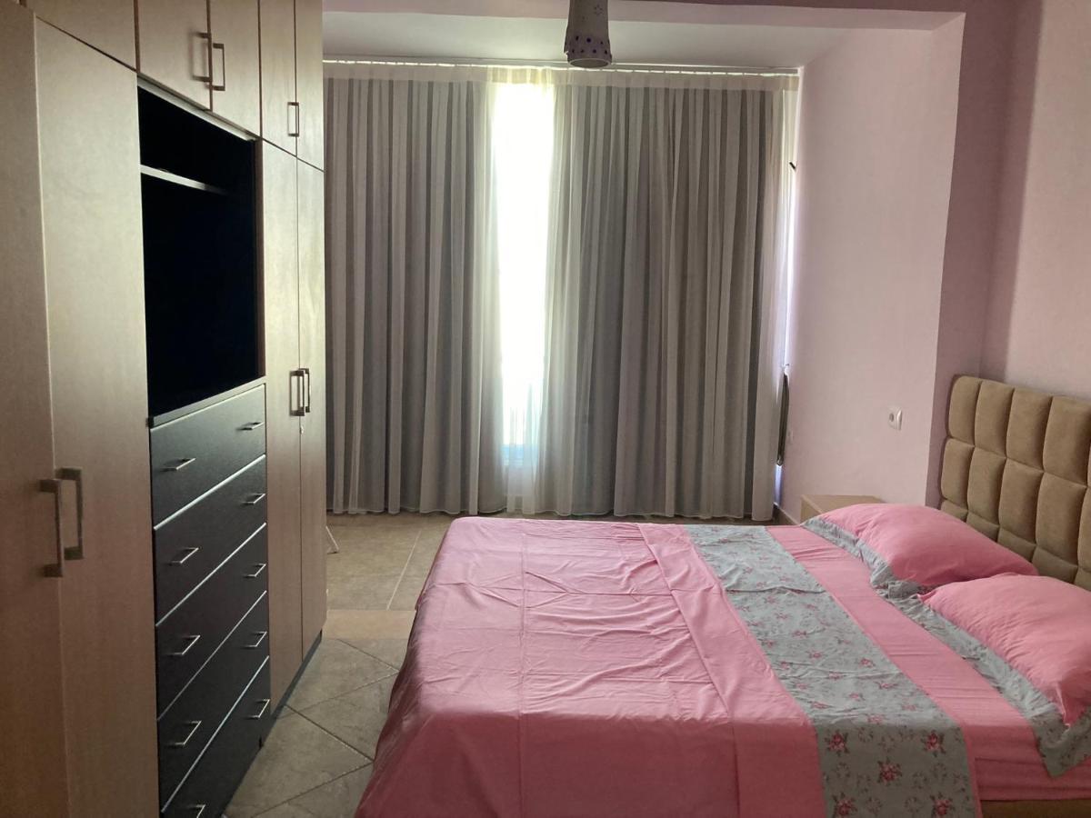 Arbi'S Pool View Apartment Golem  Εξωτερικό φωτογραφία