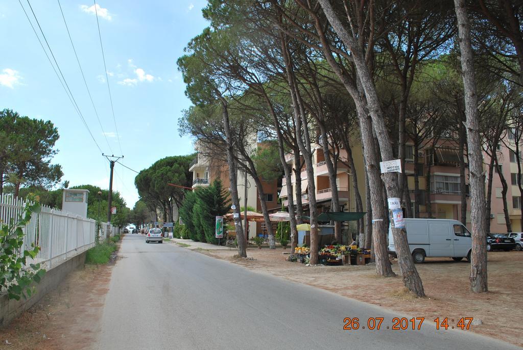 Arbi'S Pool View Apartment Golem  Εξωτερικό φωτογραφία