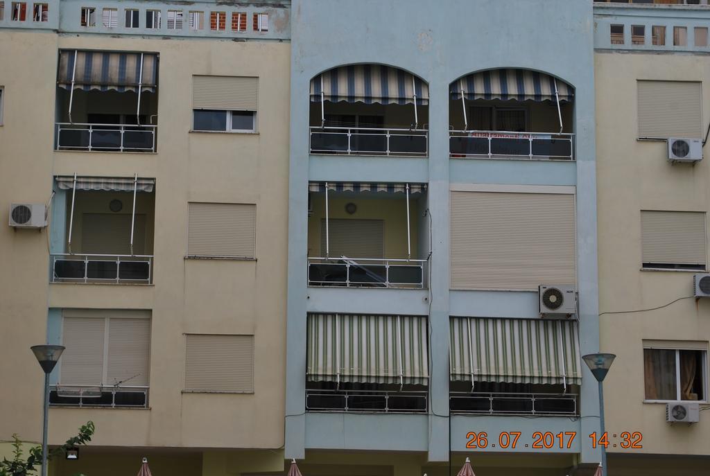 Arbi'S Pool View Apartment Golem  Εξωτερικό φωτογραφία
